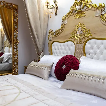 アパートホテル Royale Maison De L'eglise Du Couvent ナルボンヌ