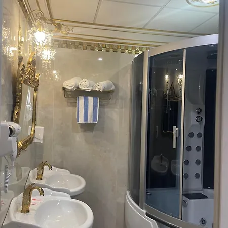 Aparthotel Royale Maison De L'eglise Du Couvent Narbonne