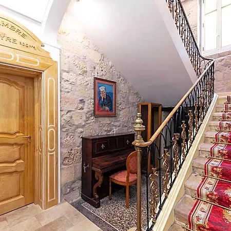 Royale Maison De L'eglise Du Couvent 3*